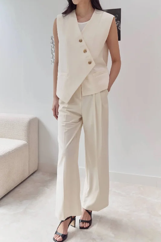 Unwind with Weekend Discounts Lillian Pintuck Trousers